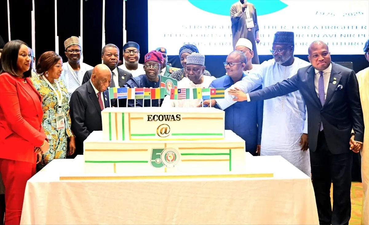 ECOWAS'ın 50. Yılı Nijerya'da Kutlandı