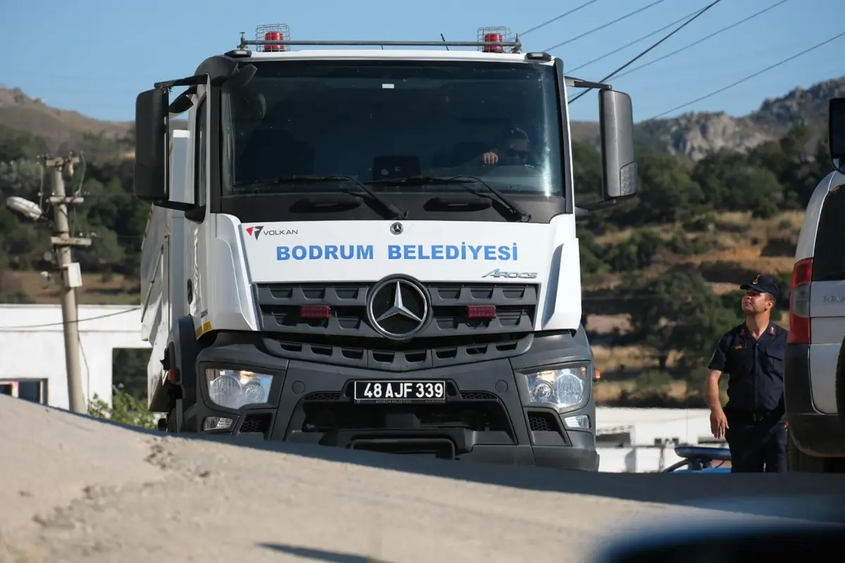 Bodrum'da Ot Yangını Söndürüldü