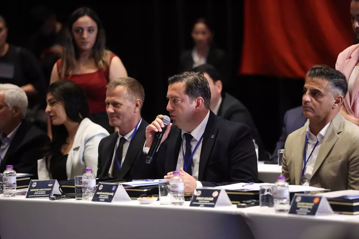 Yörük Türkmen Belediyeleri Forumu Antalya'da İlk Kez Toplandı