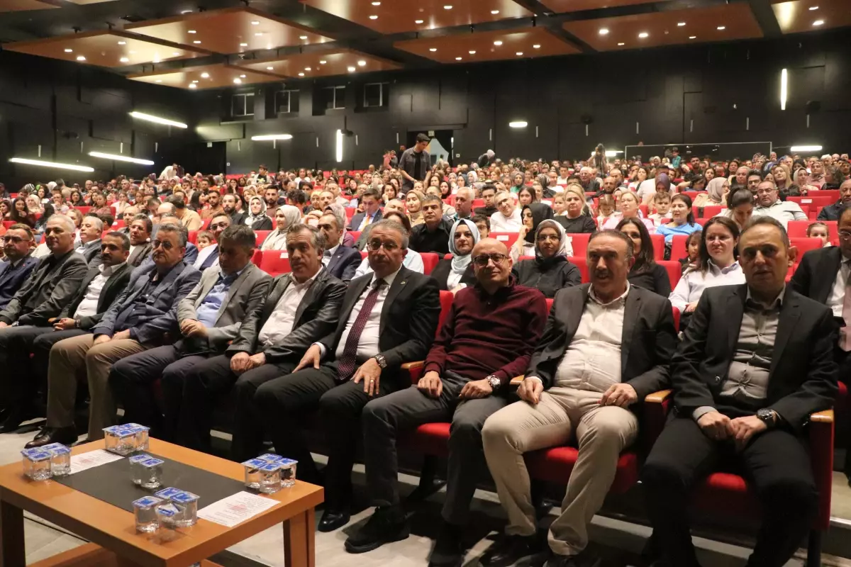 Kayseri'de Türkiye'nin İlk Adliye Ritim Topluluğu Kuruldu