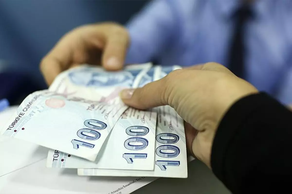 Kamu işçilerine yapılacak ek ödemelerin tarihleri belli oldu