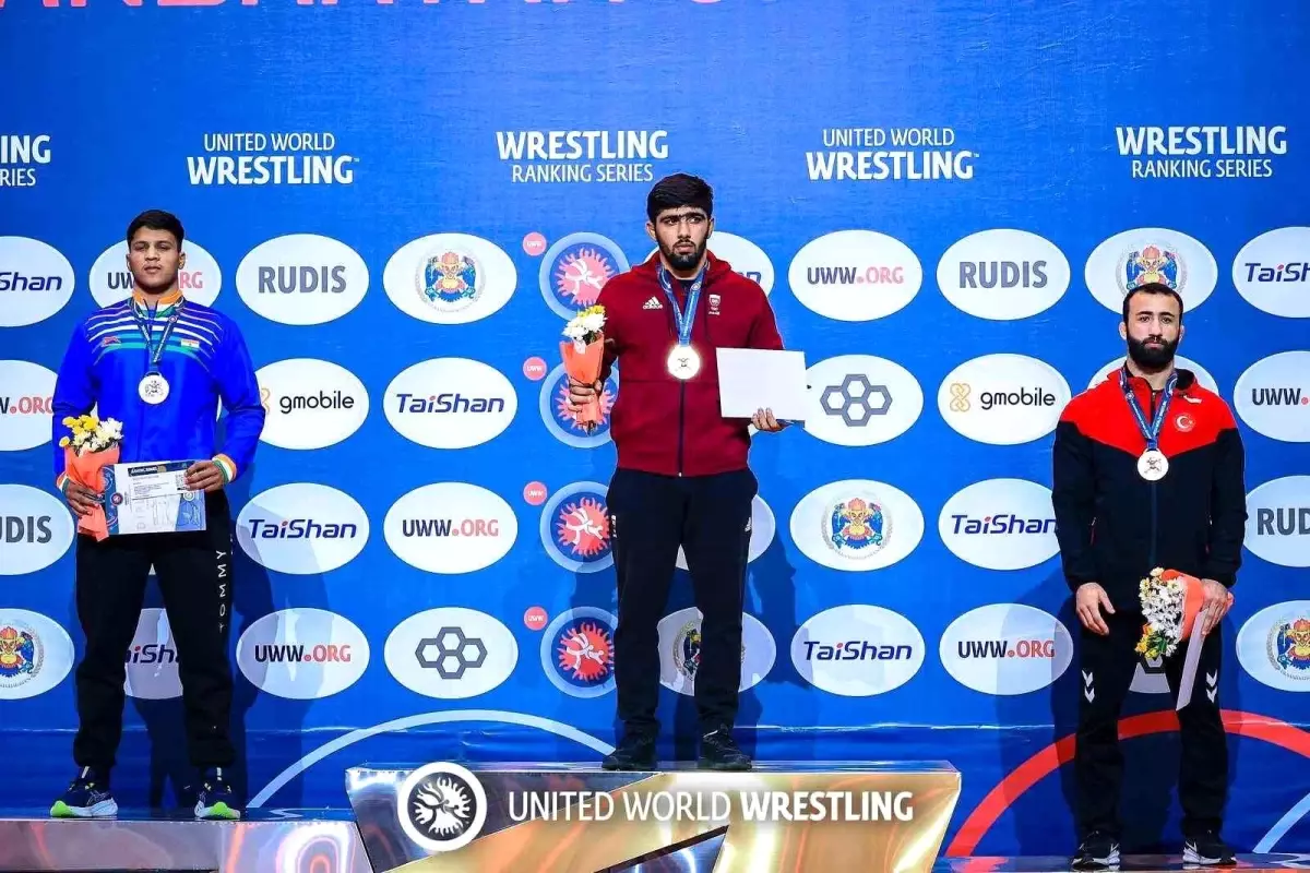 Ulaanbaatar Open'da Güreşçilerden 1 Altın, 2 Gümüş ve 1 Bronz
