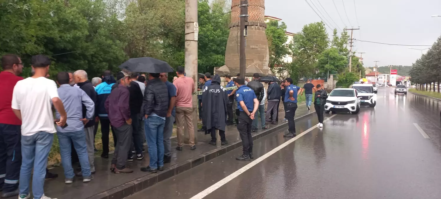 Malatya'da Sağanak Sonrası Ev Göçtü