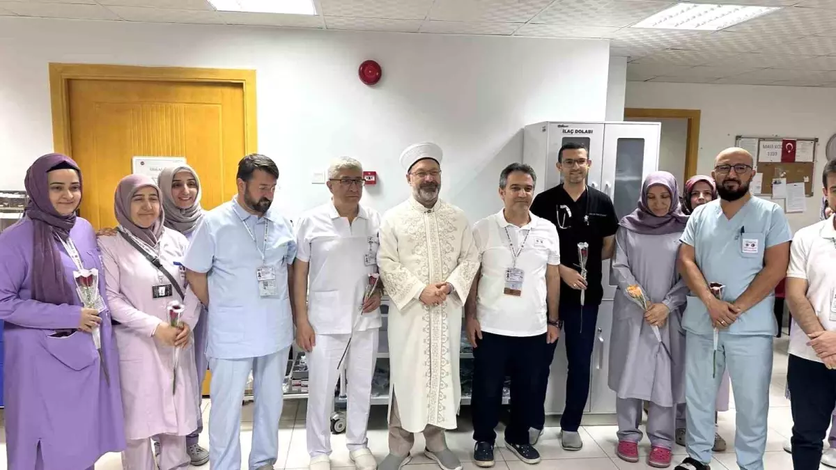 Hacı Adaylarına Mekke'de Sağlık ve Yemek Hizmeti