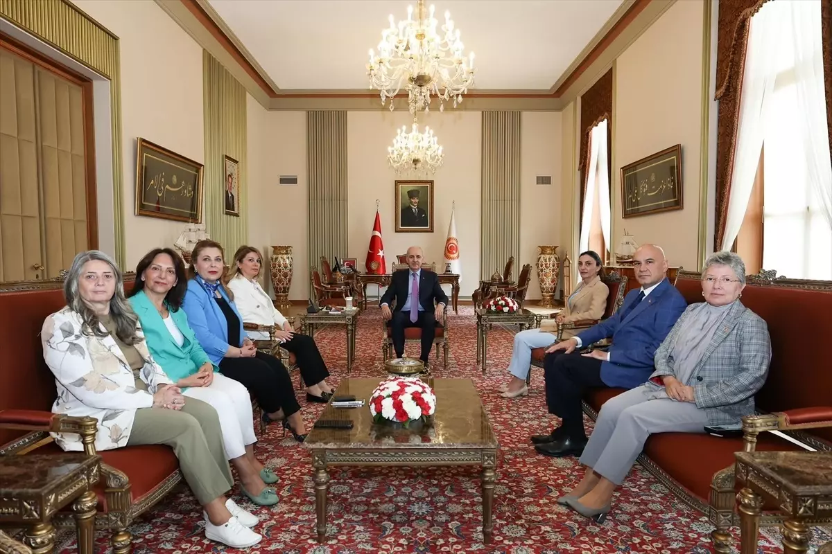 TBMM'den Kadın Vekillere Destek