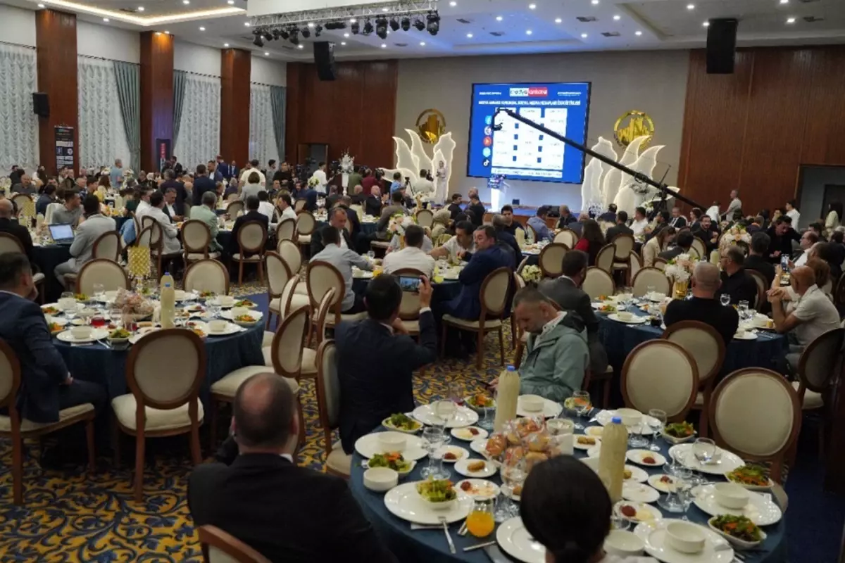 Medya Ankara'nın 'Başkente Değer Ödülleri' sahiplerini buldu