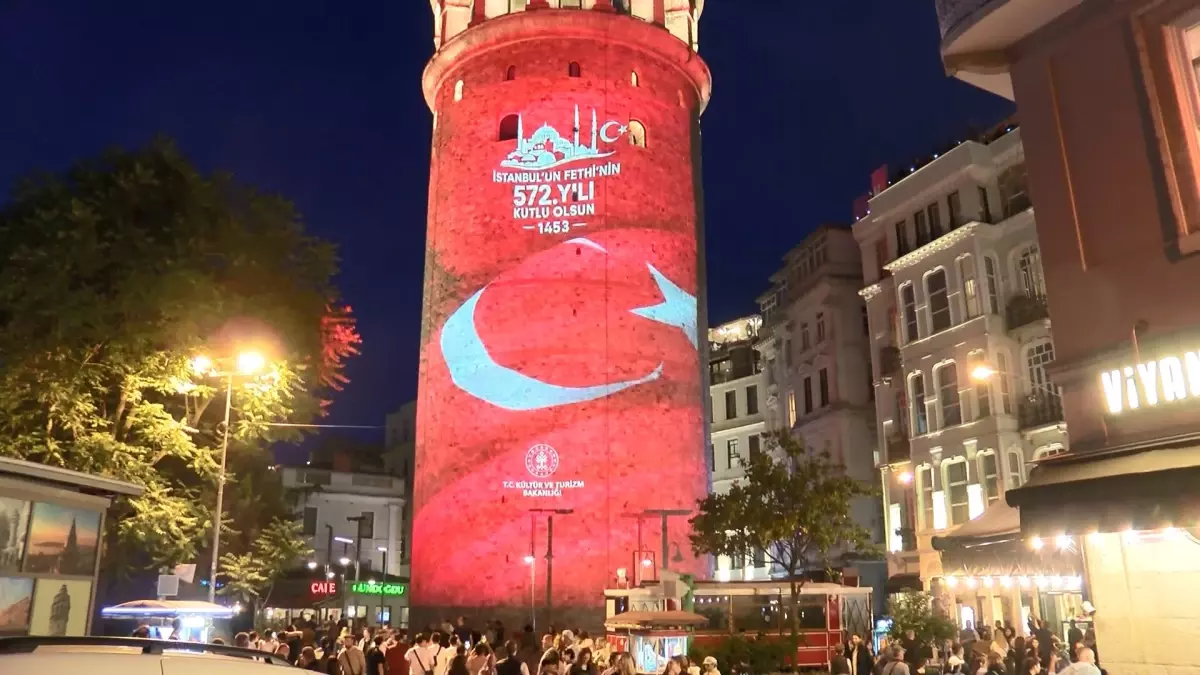 Galata Kulesi'nde Fetih Kutlaması