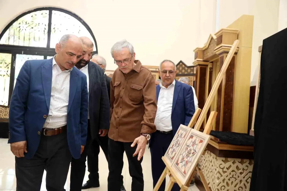 Körfez'de 'Kaybolmuş Sanatlar' Sergisi Büyük İlgi Gördü