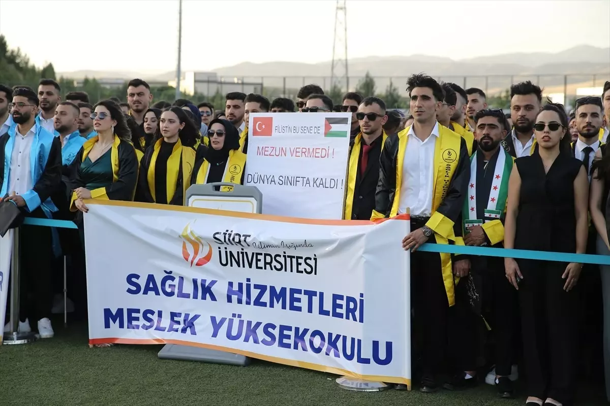Siirt Üniversitesi'nde Mezuniyet Töreni