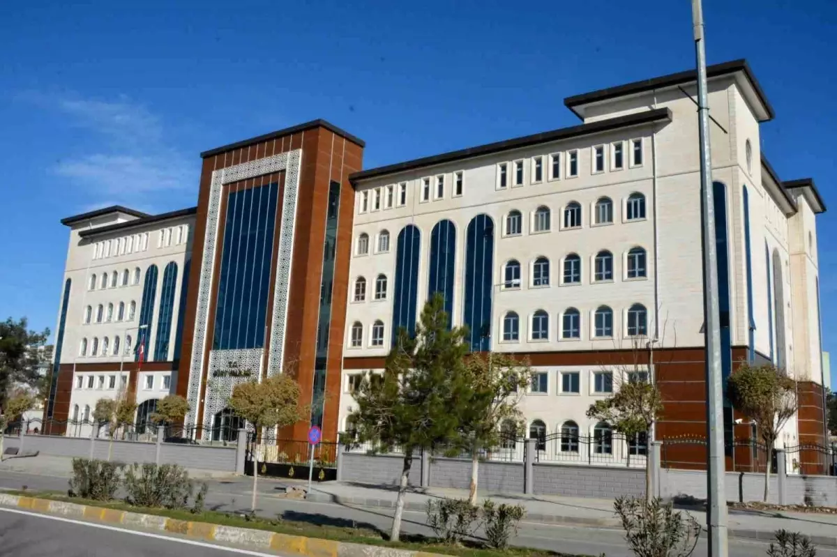 Siirt'te Yeni Kimlik Kartı Dönüşümü Tamamlandı
