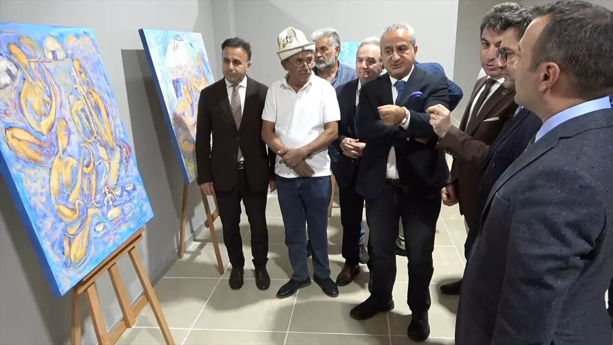 İspir'de Çoruh Plastik Sanatlar Sergisi Açıldı