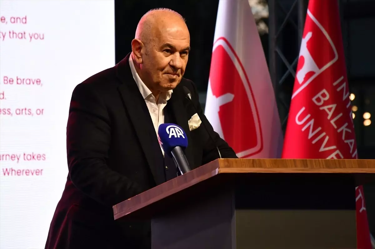 IBU'da 15. Mezuniyet Töreni Yapıldı