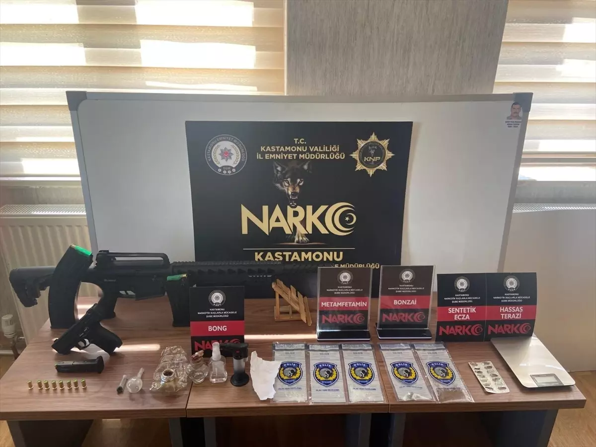 Taşköprü'de Uyuşturucu Operasyonu: 2 Gözaltı