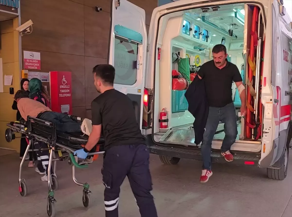 İnegöl'de Kavga: 4 Yaralı
