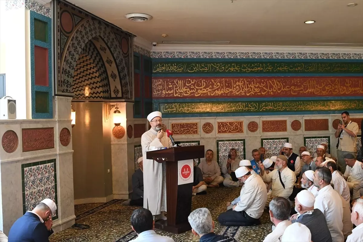 Hac, İman ve Ahlak Okulu
