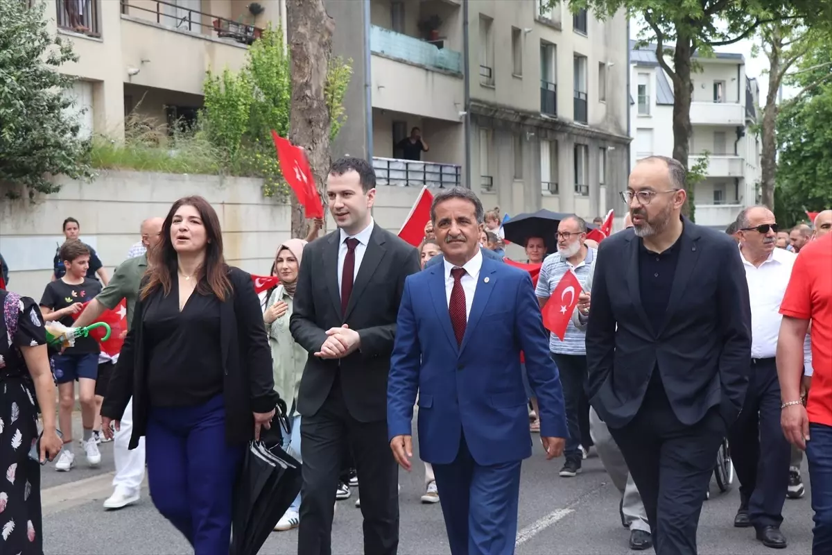 Goussainville'de 9. Türk Festivali Coşku Dolu Geçti