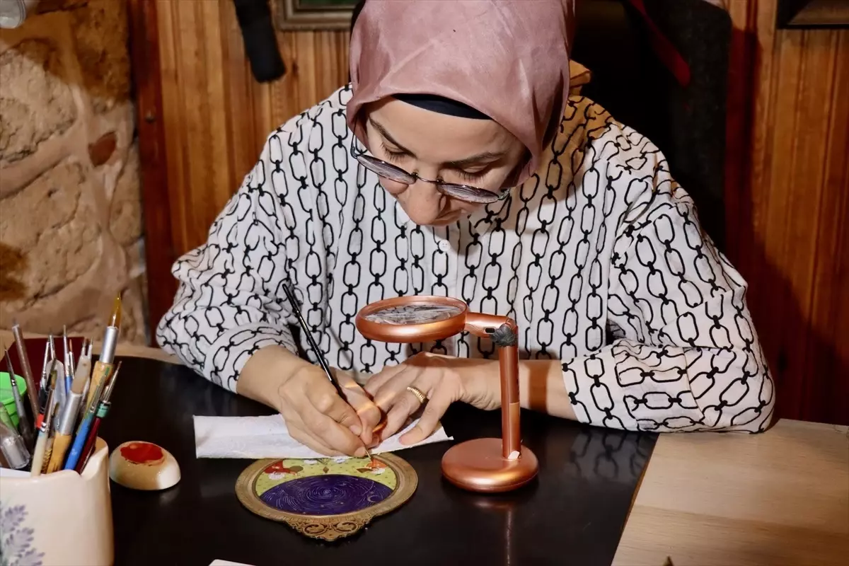 Bursa'da Usturlap ve Minyatür Sanatı Buluştu