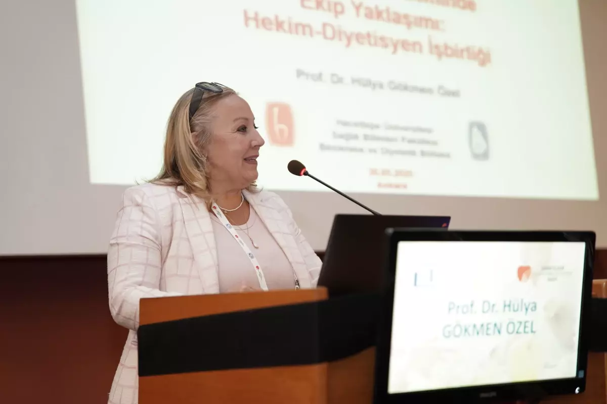 Diyetisyenler Günü'nde Sağlık Vurgusu
