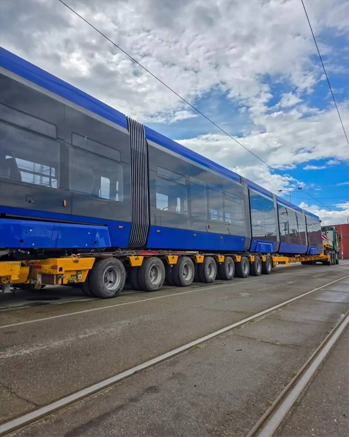 Belgrad'a İlk Bozankaya Tramvayı Ulaştı