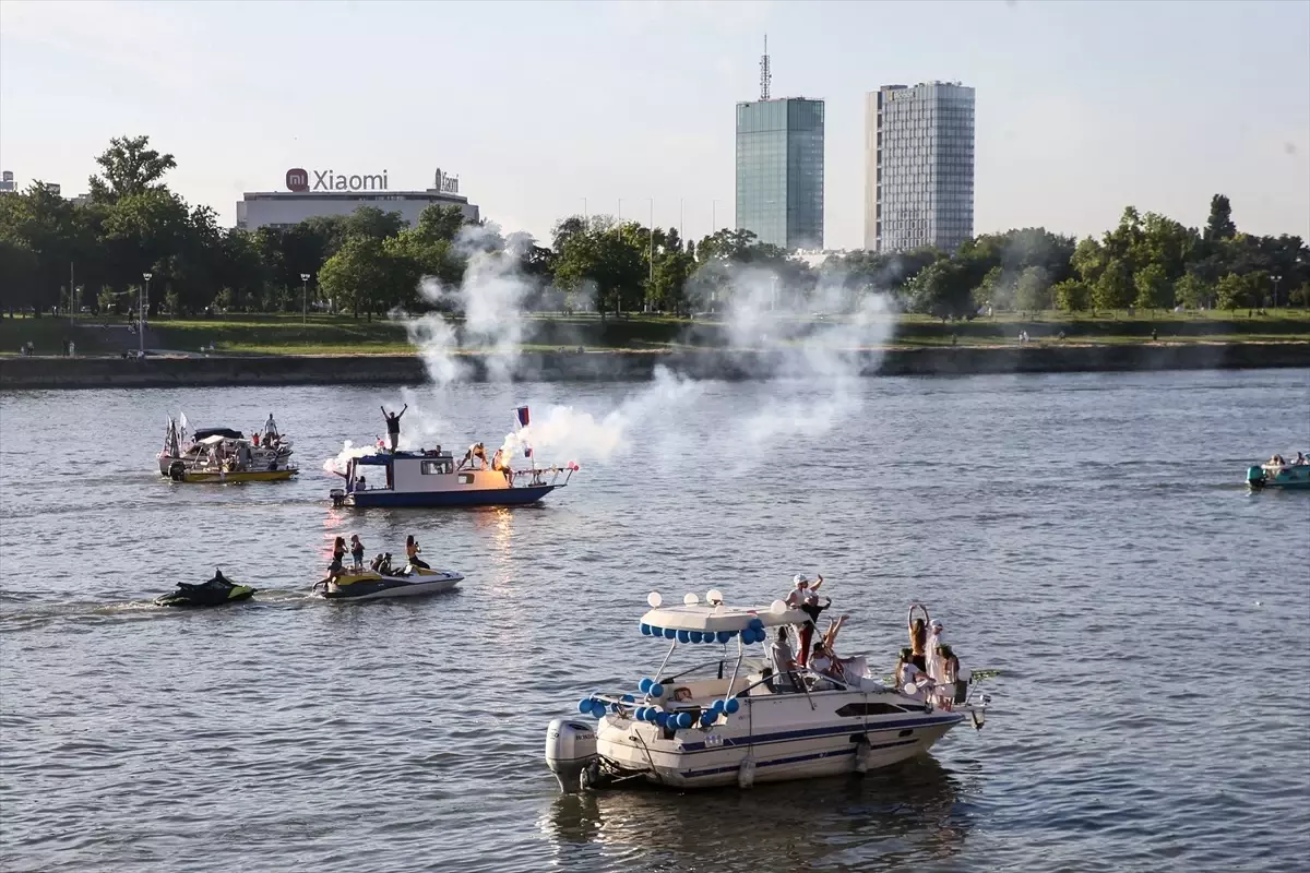 Belgrad'da 20. Tekne Karnavalı Düzenlendi