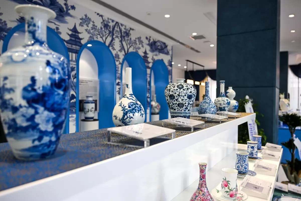 İstanbul'da Jingdezhen Porselen Mağazası Açıldı