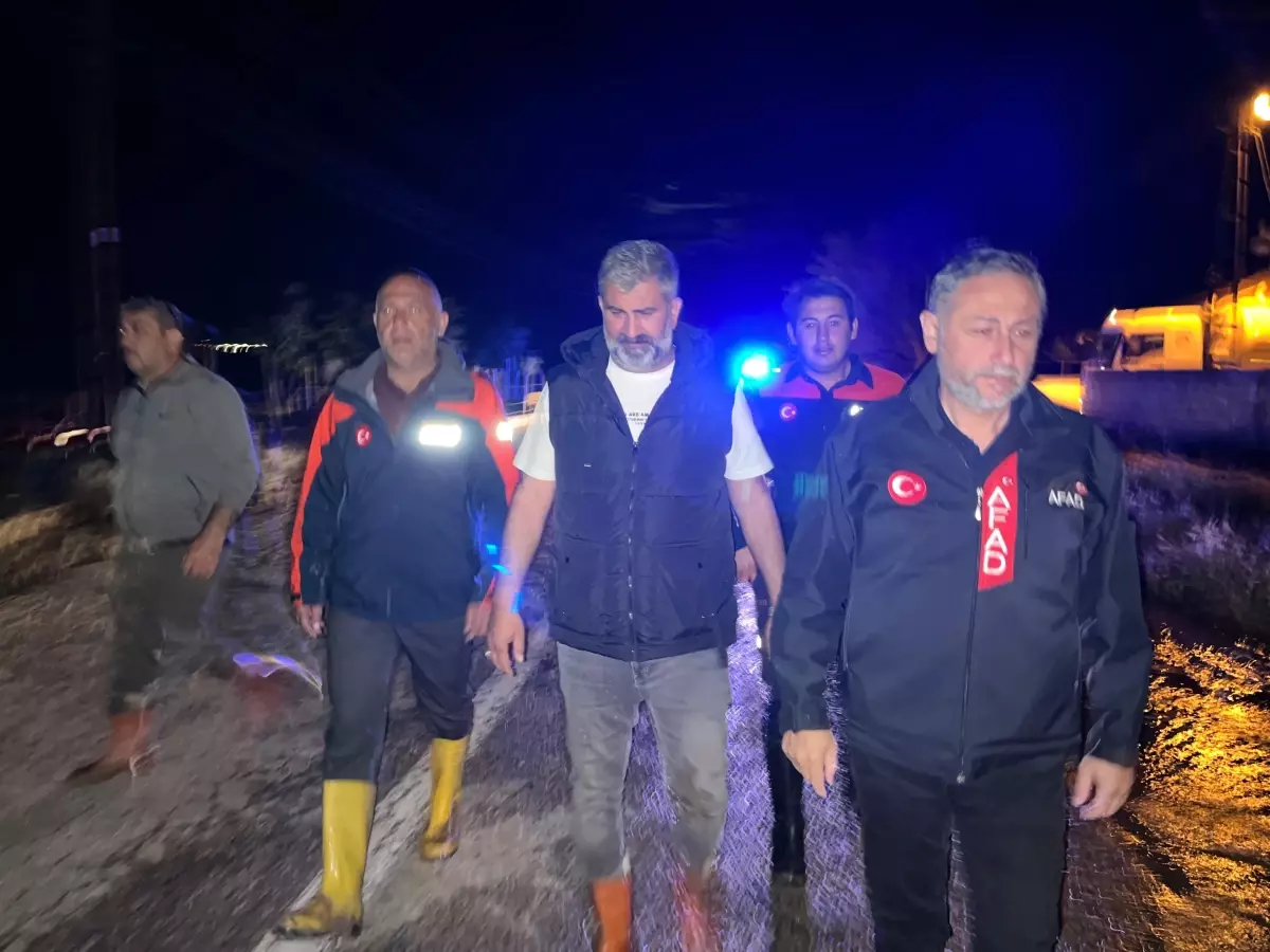 Kırşehir'de Sel Felaketi: 1 Ev Yıkıldı, 3 Ev Tahliye Edildi