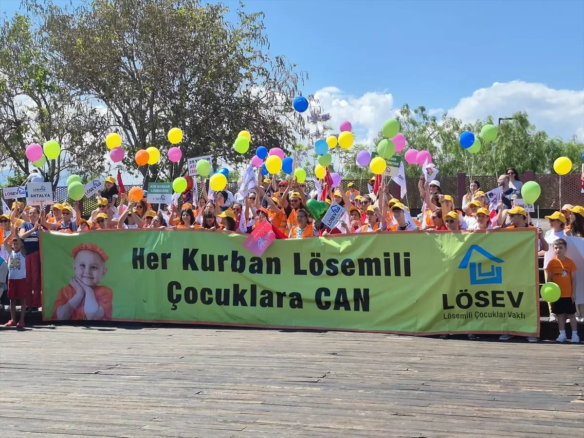 LÖSEV'den Antalya'da Etkinlik