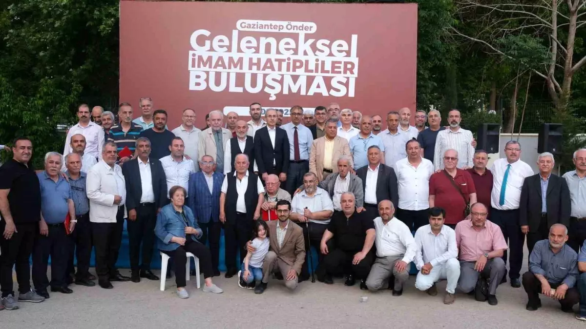 İmam Hatip Mezunları Gaziantep'te Buluştu