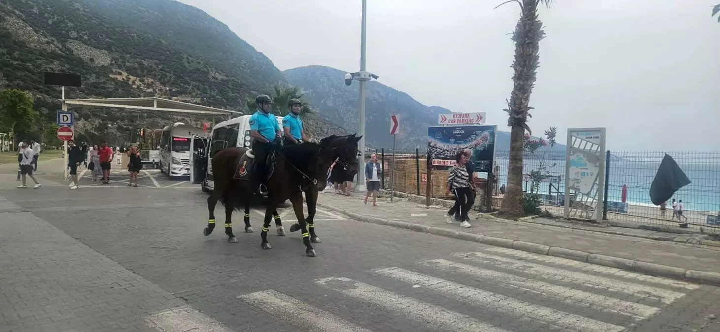 Fethiye'de Atlı Jandarma Timi Göreve Başladı