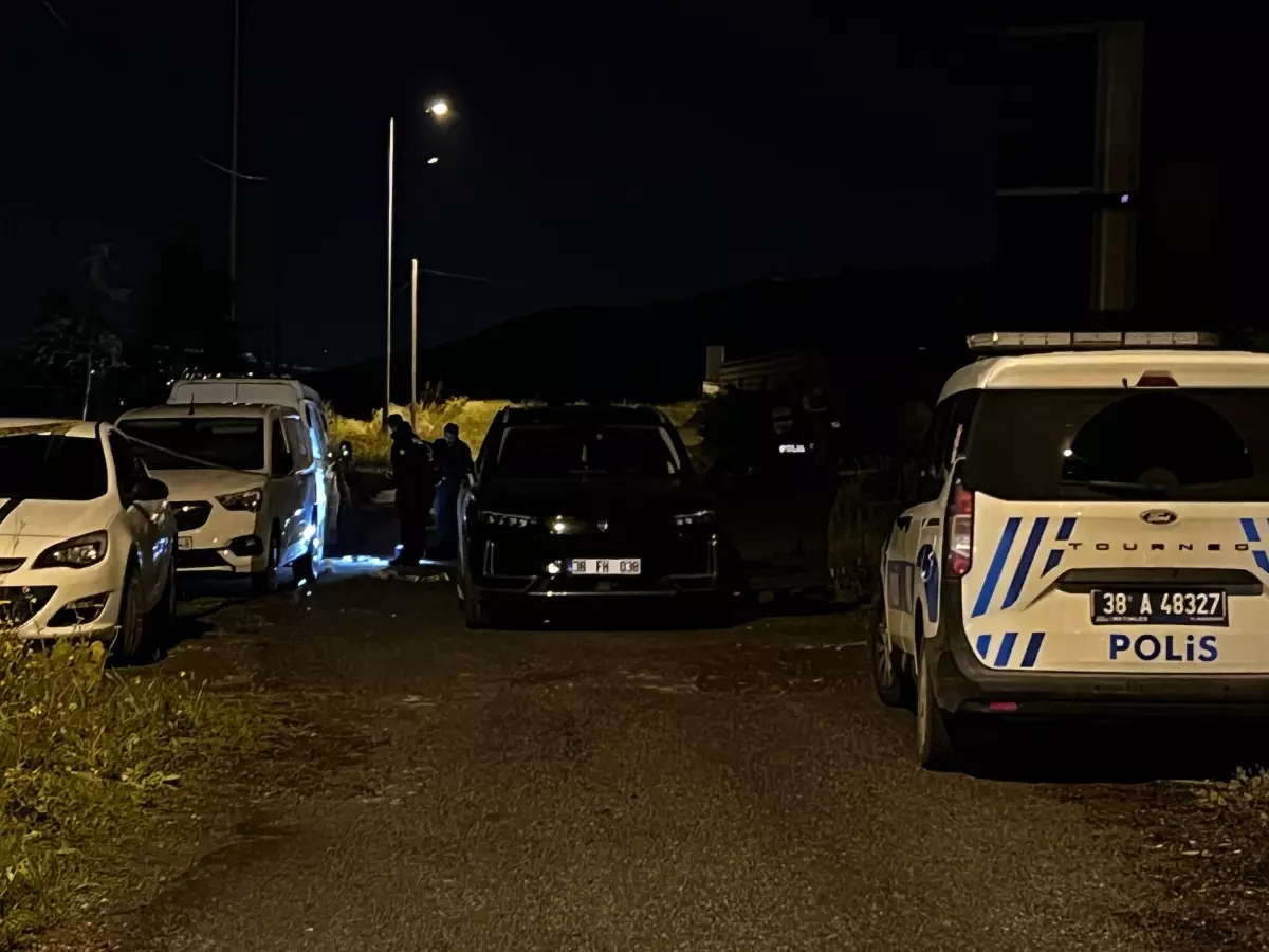 Kayseri'de Tüfekli Kavga: 3 Yaralı