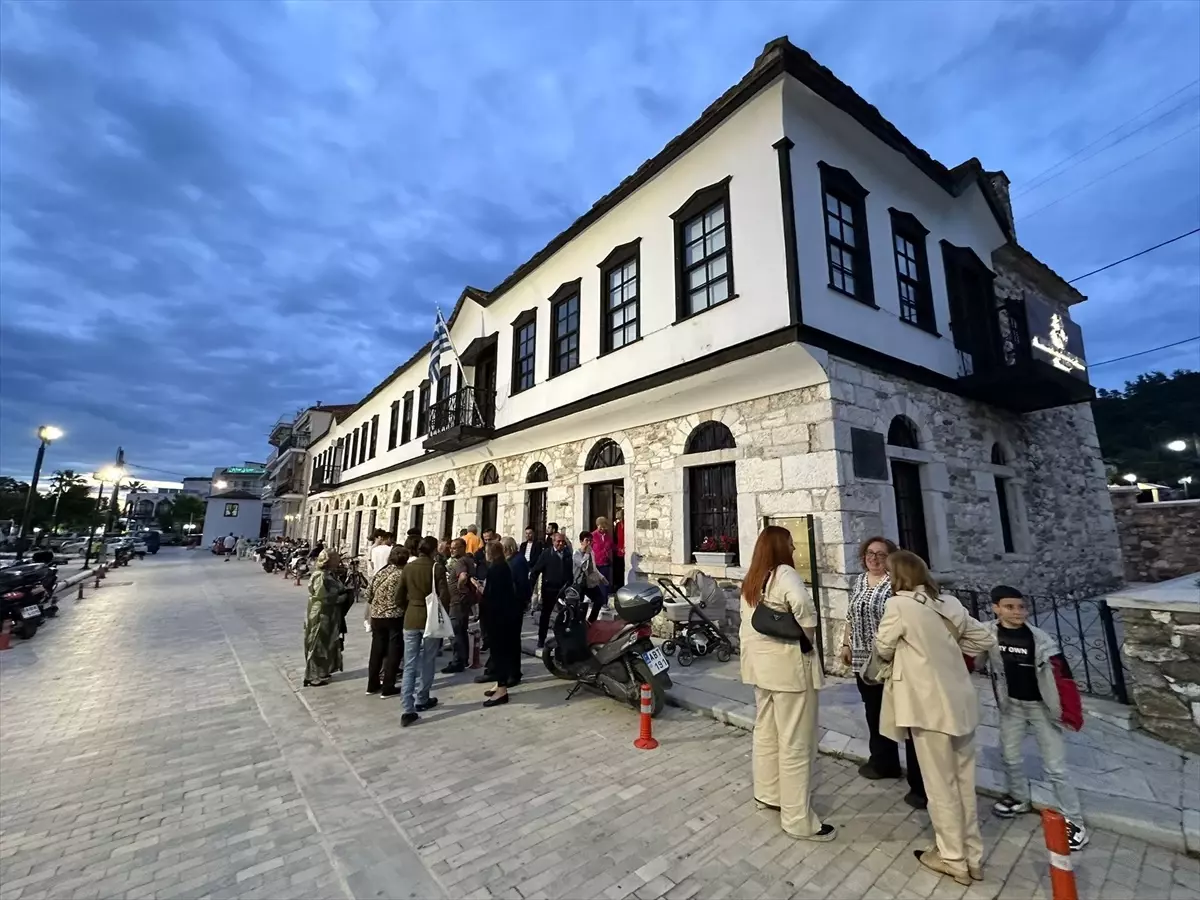 Evrim Kaşıkçı Thassos'ta Türk-Yunan Konseri Verdi
