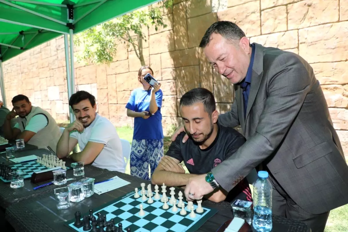 Nizip'te Bahar Satranç Turnuvası Düzenlendi