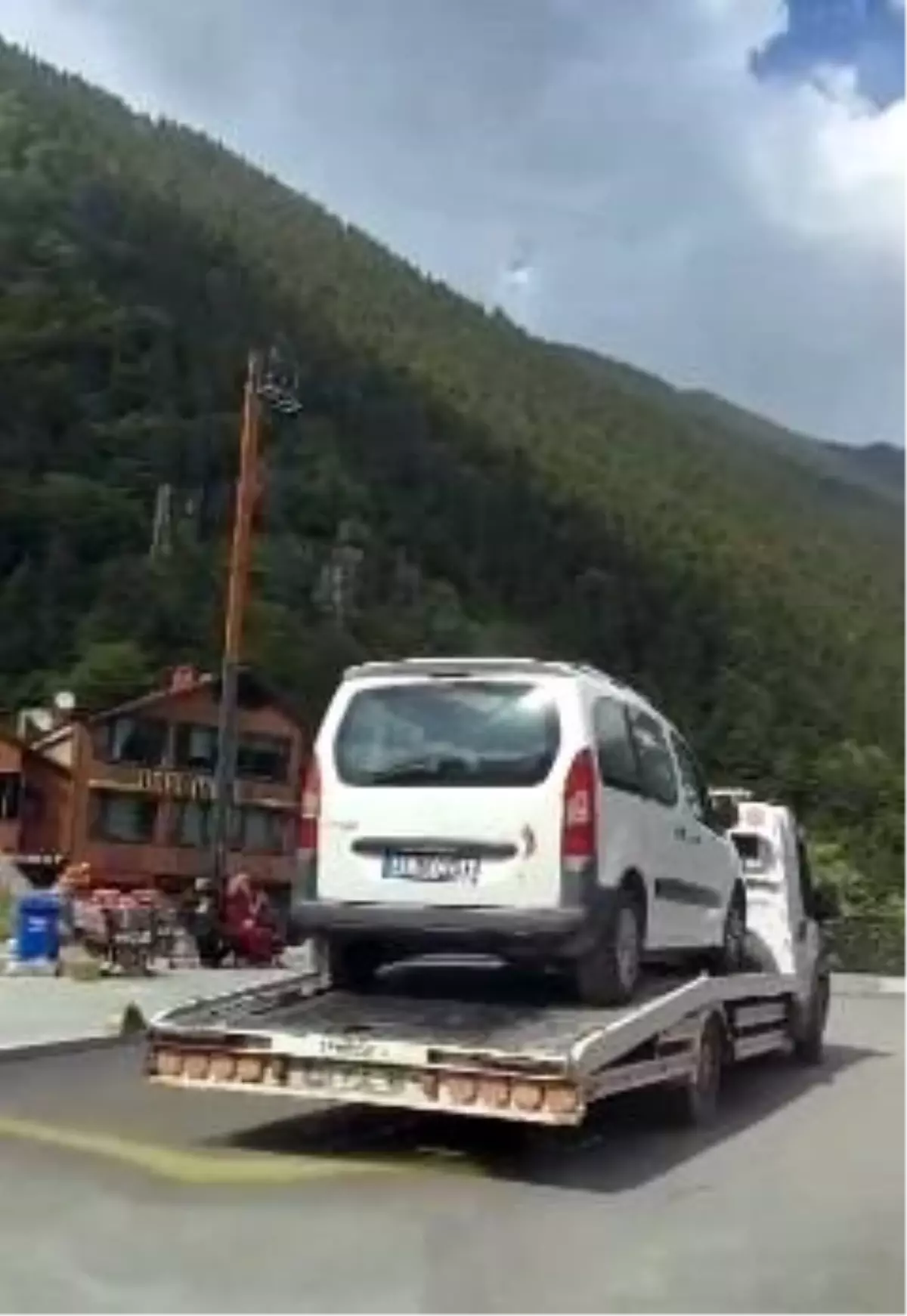 Uzungöl'de Kaçak Taşımacılıkla Mücadele
