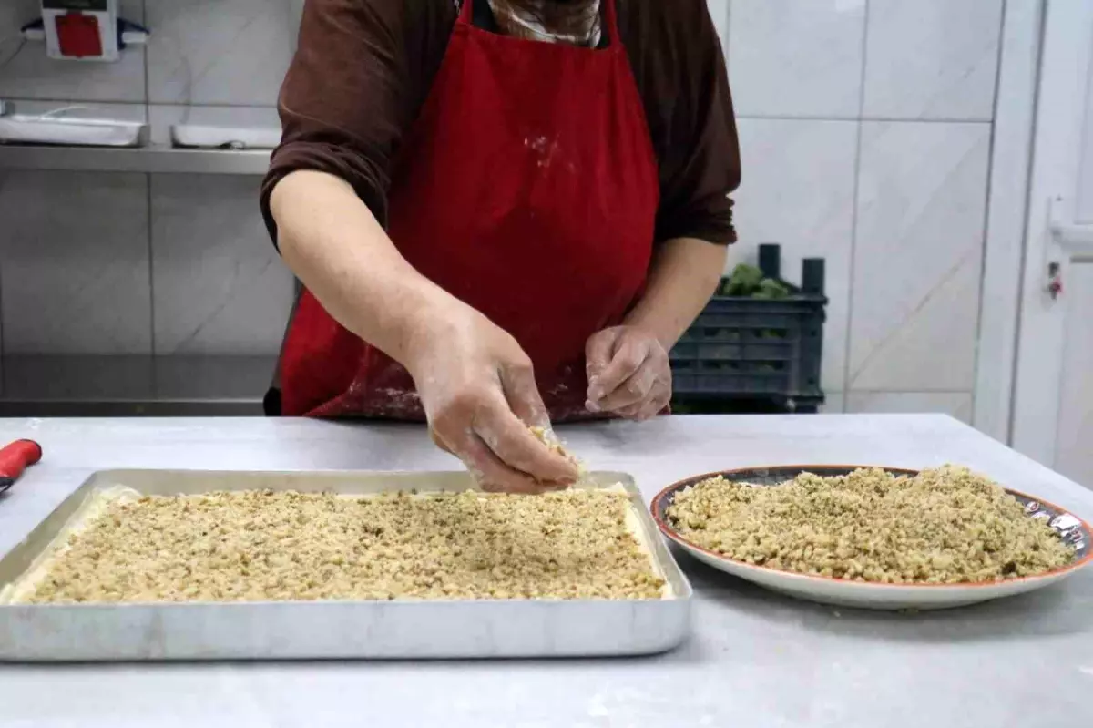 Malatya'da Kadınlar Kurban Bayramı İçin Hummalı Bir Çalışma İçinde