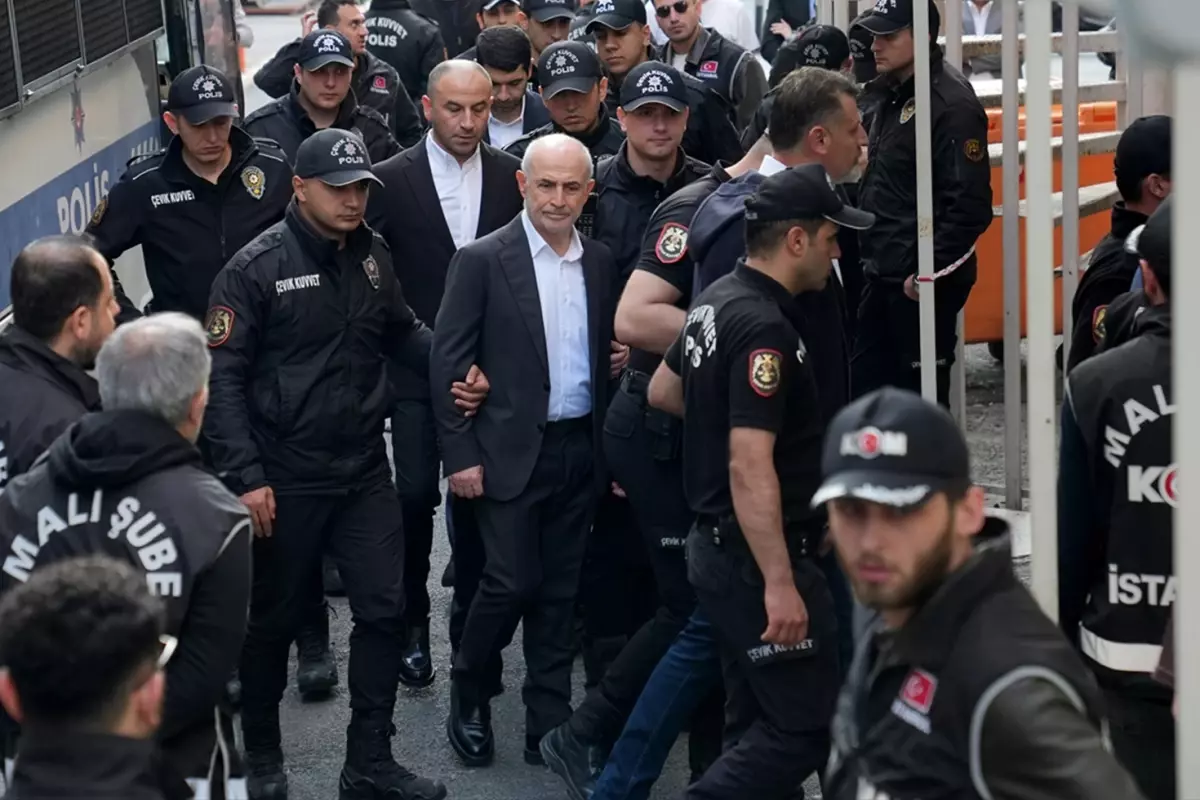 CHP'li belediyelere yolsuzluk operasyonunda itirafçı olan iş insanı Aziz İhsan Aktaş tahliye edildi.