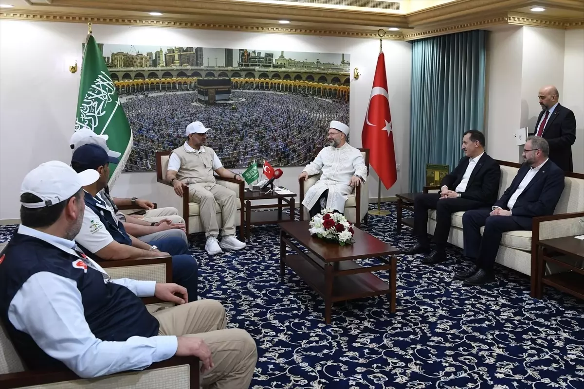 Hacılara Sağlık Hizmeti Ziyareti