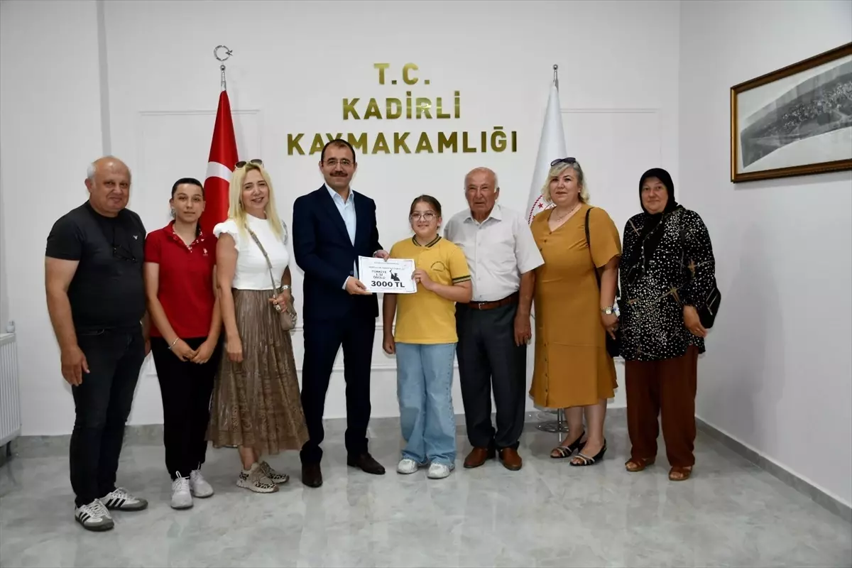 Kadirli'de Bursluluk Sınavı Birincilerine Ödül