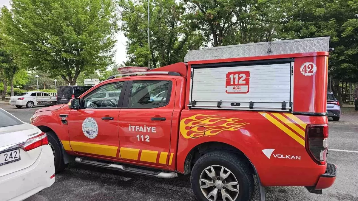Kayseri'de Düşen Yaşlı Adam Kurtarıldı