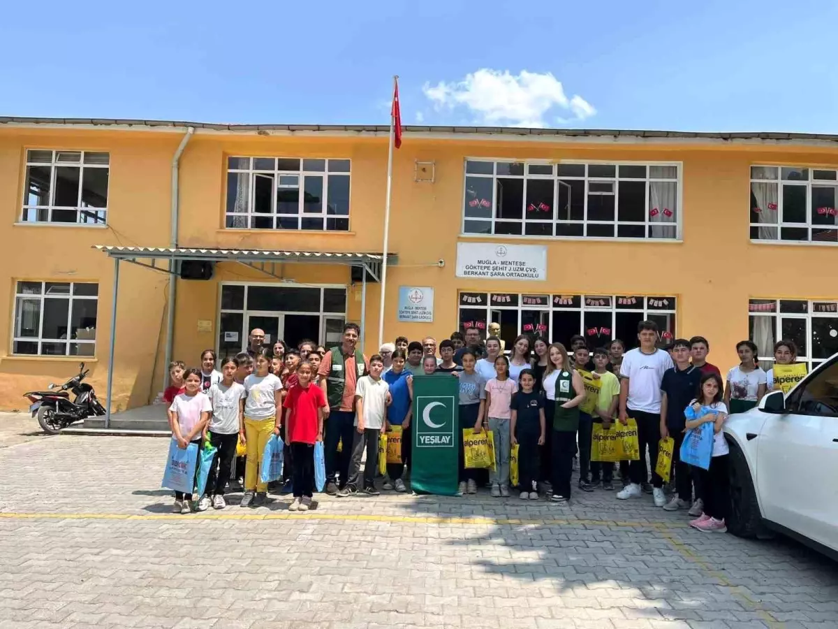 Üniversite Öğrencilerinden Anlamlı Ziyaret