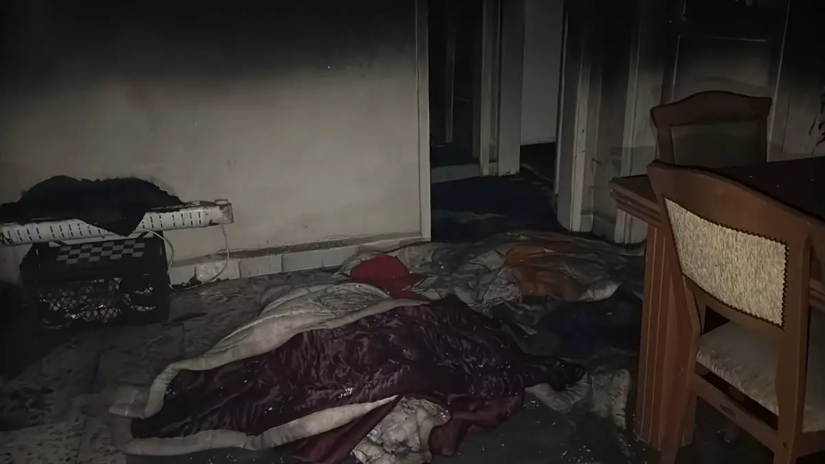 Gebze'de Apartman Yangını: 2 Kişi Dumandan Etkilendi