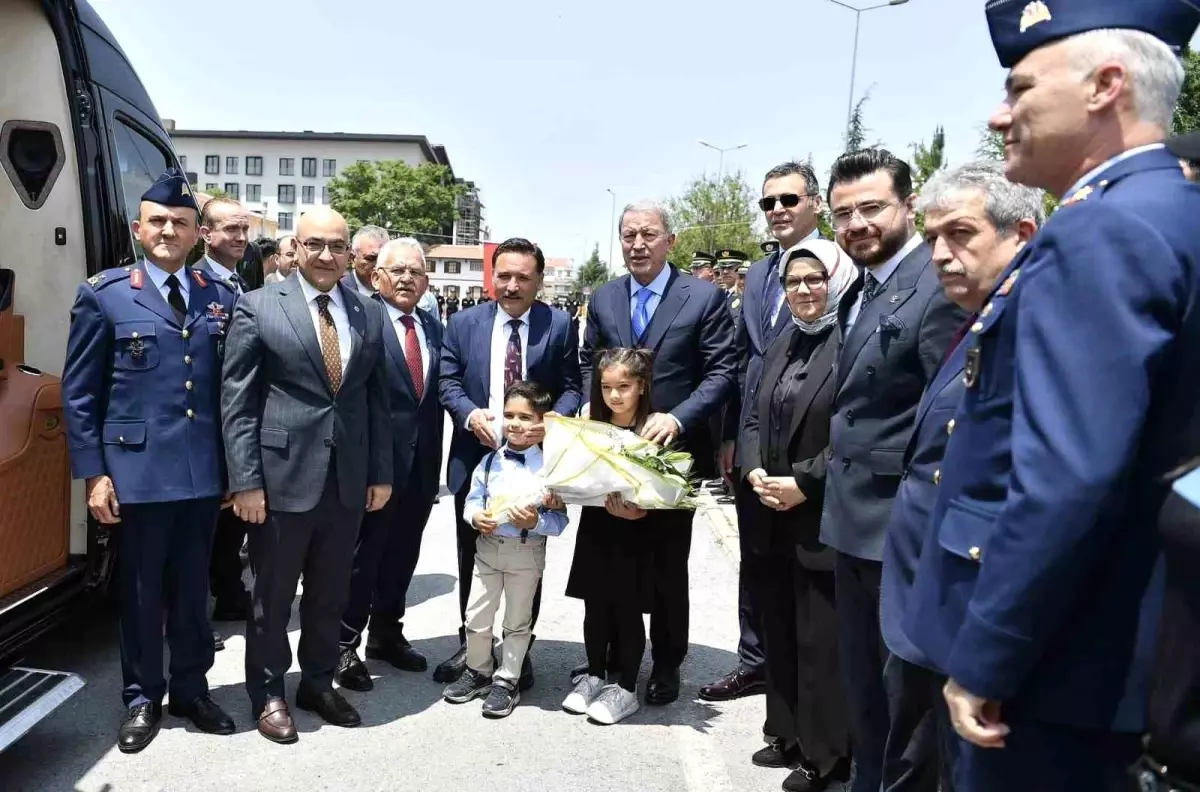 Başkan Büyükkılıç'tan anlamlı 'bayram' ziyaretleri