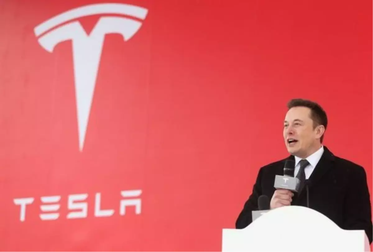 Trump ve Musk Arasındaki Gerilim Tesla Hisselerini Düşürdü