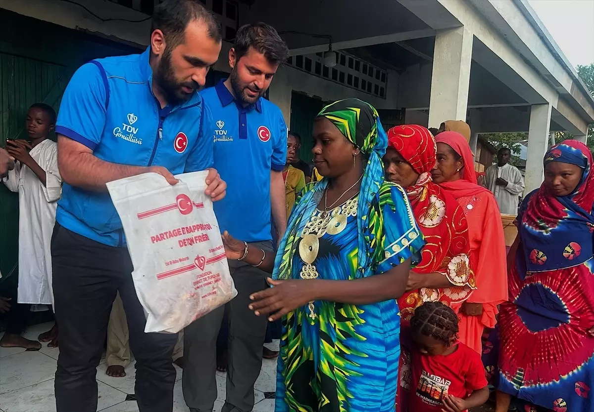TDV Kurbanları Madagaskar'da İhtiyaç Sahiplerine Ulaştırıldı
