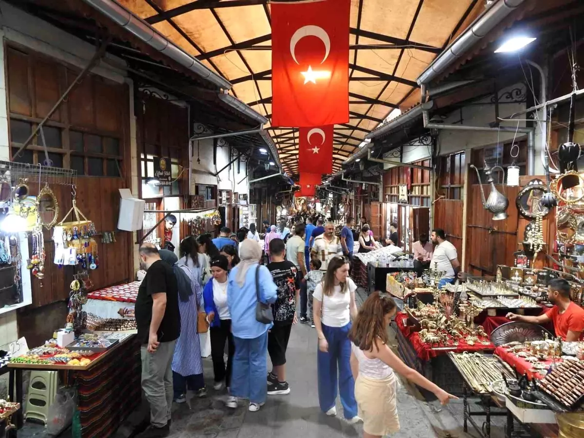 Gaziantep'te Bayramda Turist Akını
