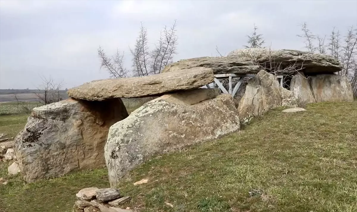 Trakya'da Yeni Turizm Rotası: Dolmen ve Menhirler