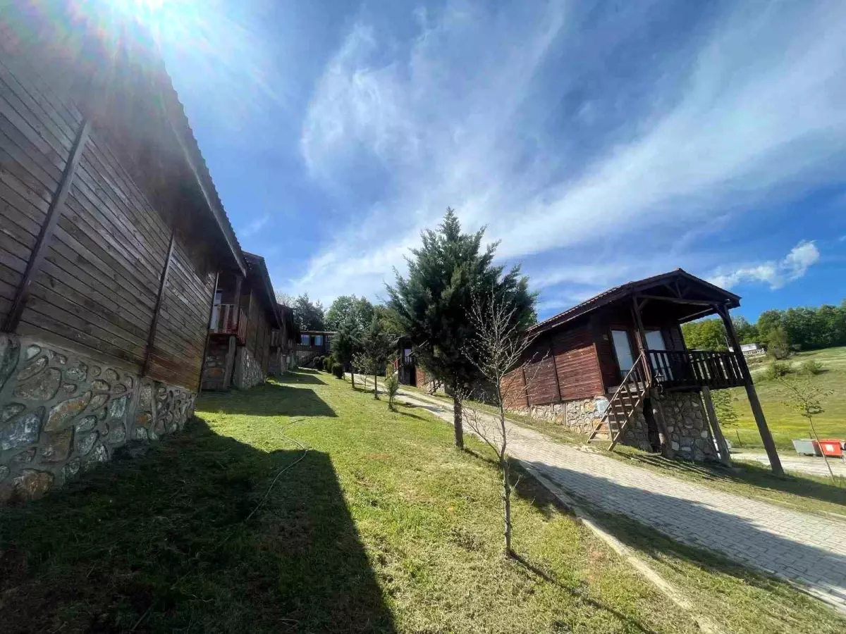 Çandarlı'da Bungalov Turizmi İle Doğaya Yolculuk