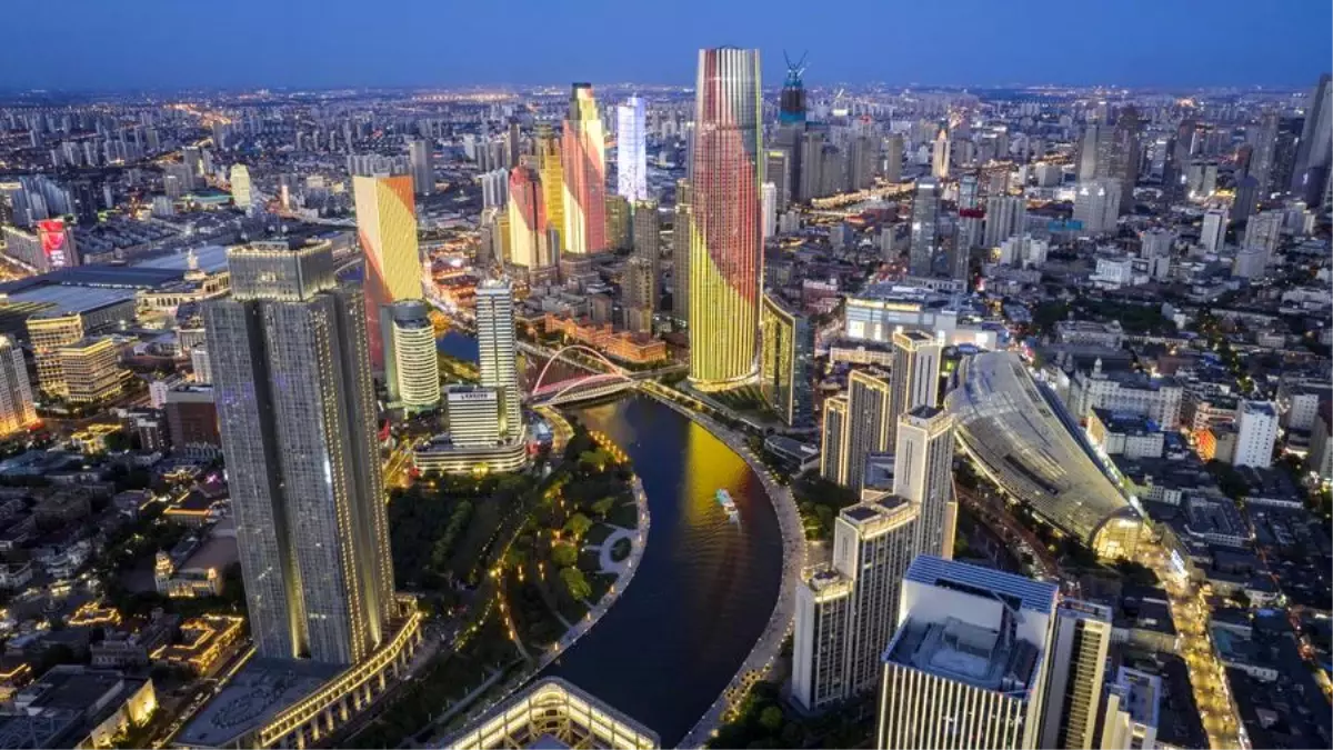 Tianjin'de Nehir Aydınlatması Yenilendi