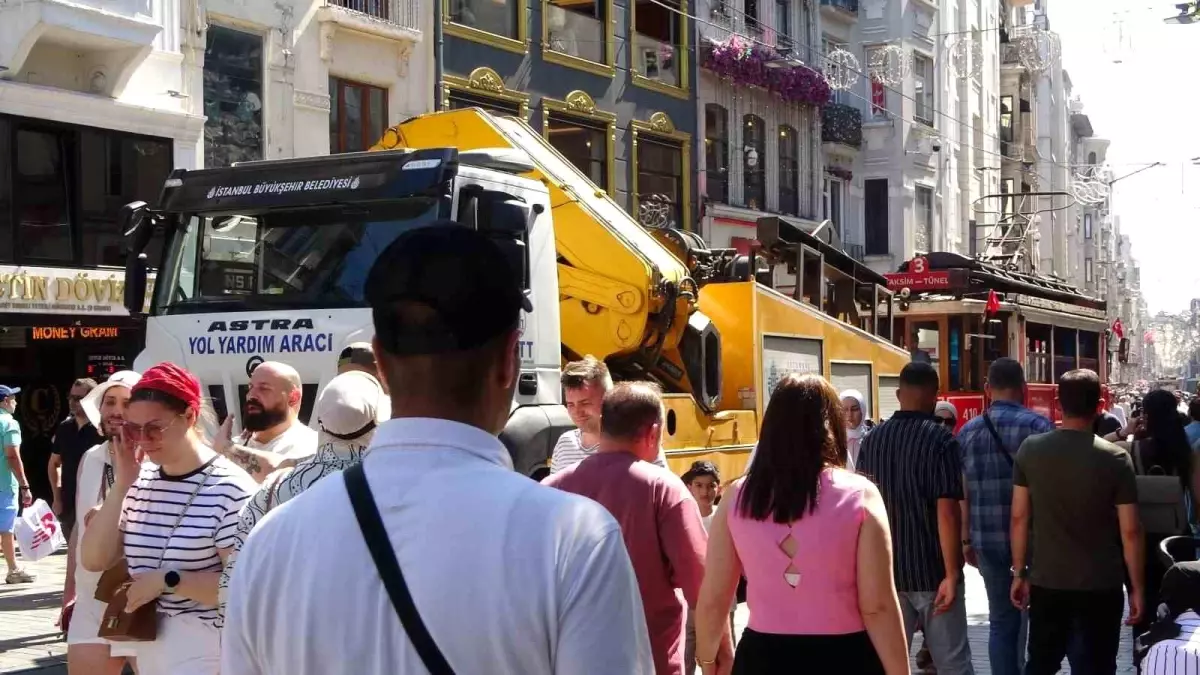 Taksim Tramvayı Arızalandı