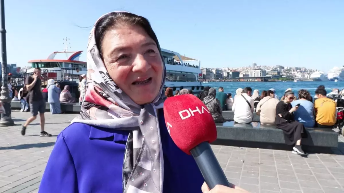 Eminönü Bayramda Turist Akınına Uğradı
