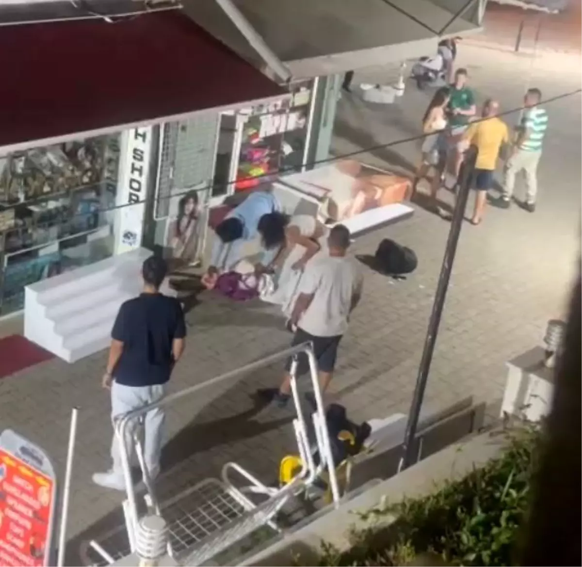 Marmaris'te Turist Kadınlar Arasında Kavga